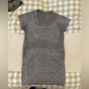 Lululemon Swiftly Tech Short Sleeve Shirt 2.0 Hip Length